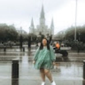 Meet your Posher, Nicole